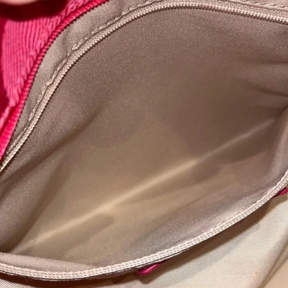 Coach LIKE NEW! Kyra Daisy Hot Pink Tote with Floral Accent Daisy Hangtag - Picture 11 of 14